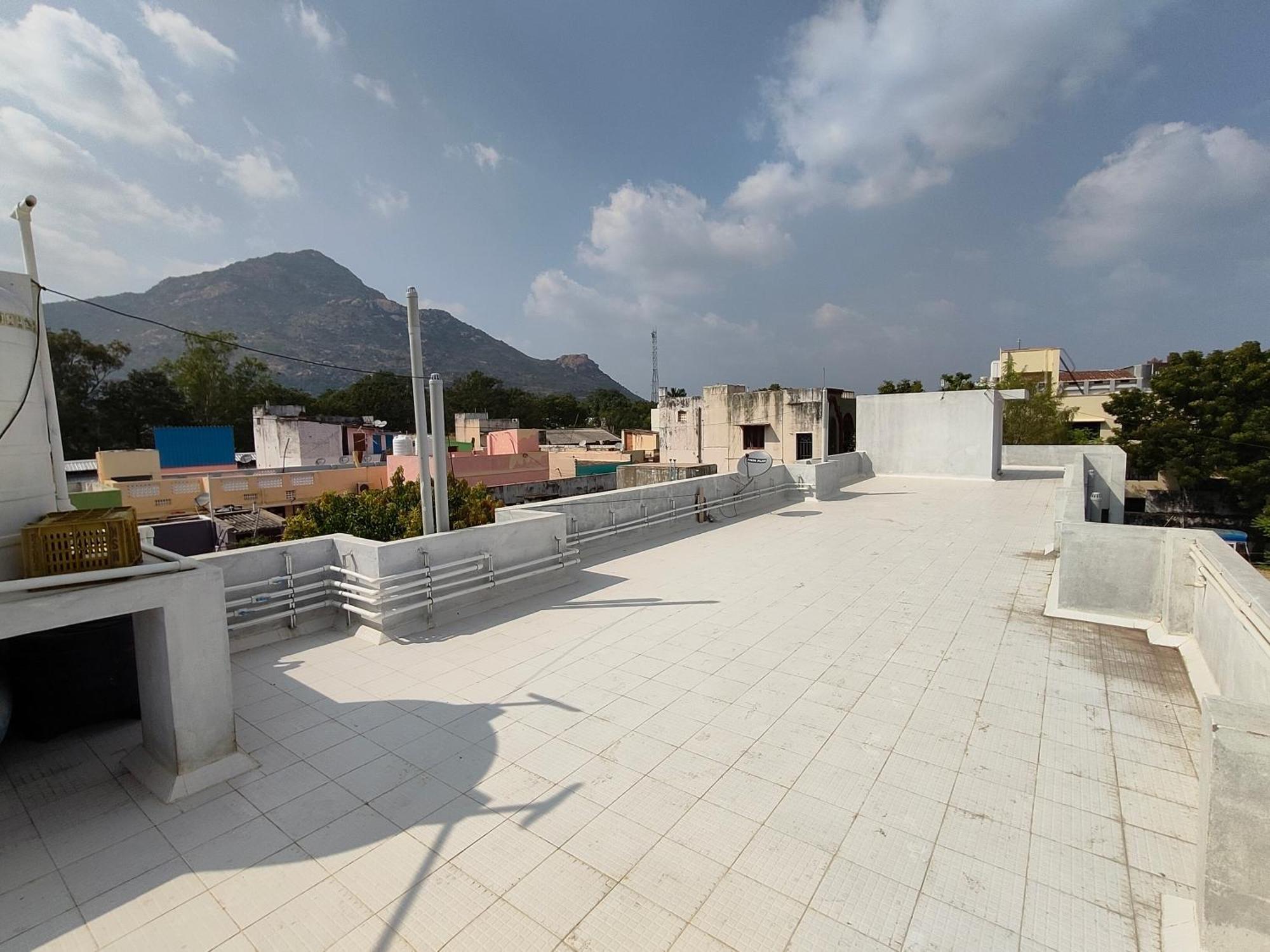 Nivas Hill View Homestay Tiruvannāmalai Exterior foto